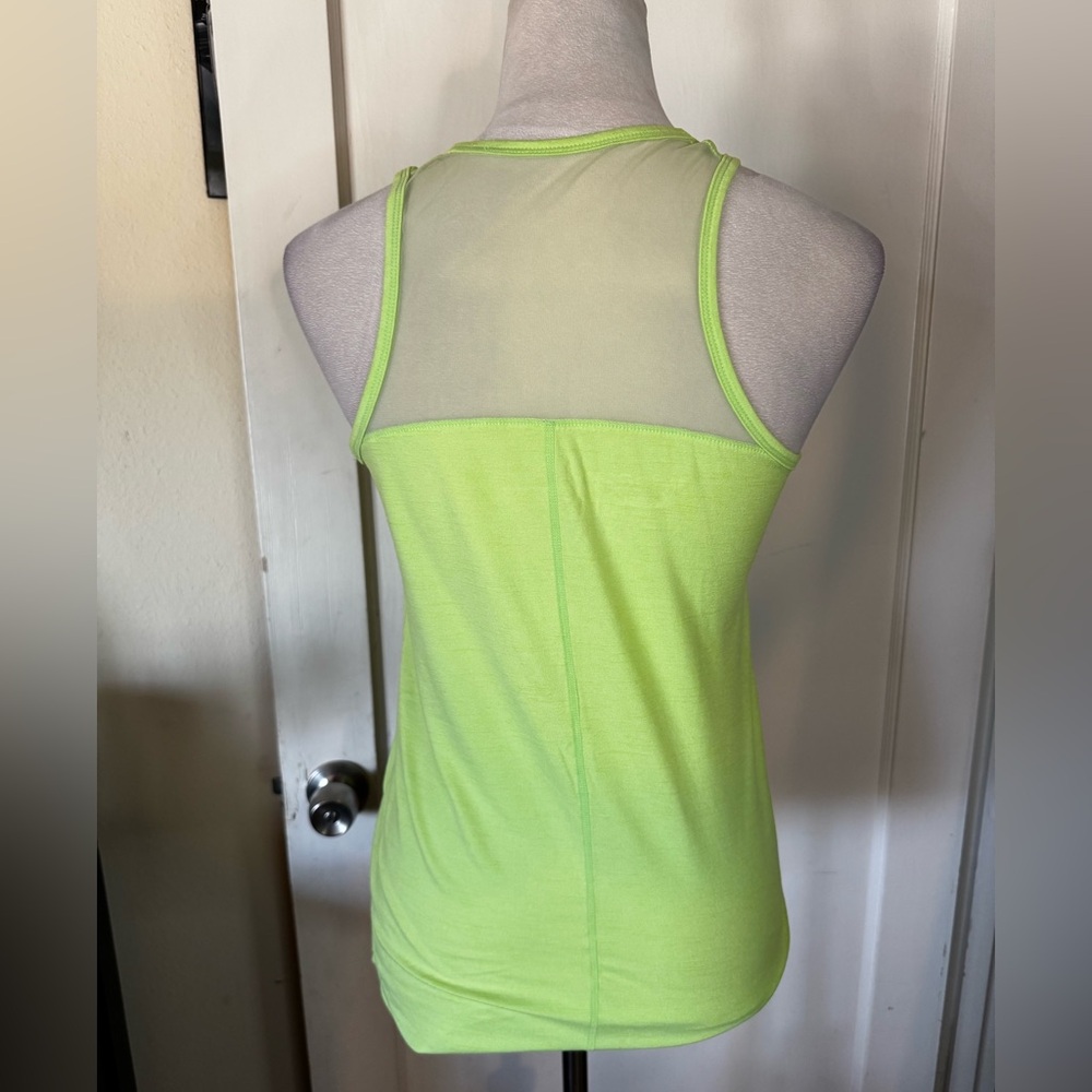 Korsa Lime Green Running Tank Top Mesh Lightweight Walk Hike Tennis Pickleball